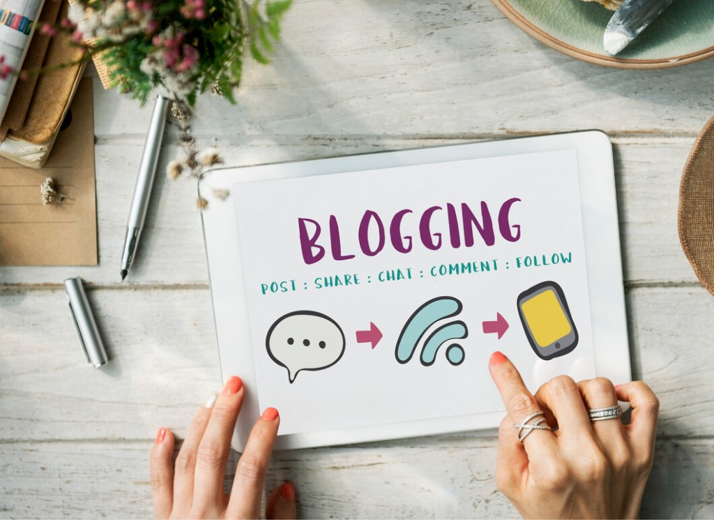 Real estate blogging concept