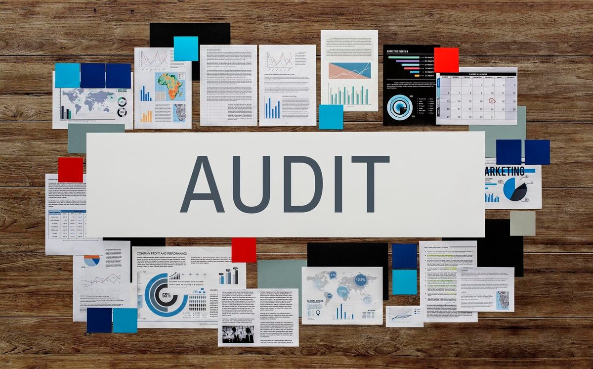 Audit and compliance evaluation of a financial statement